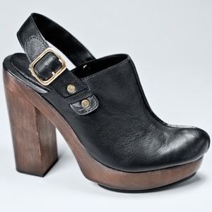 Calleen Cordero Talla Clog